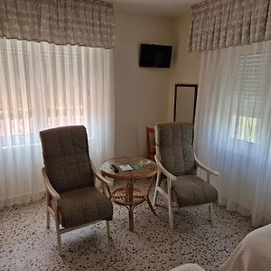 Habitación Económica con Cama King